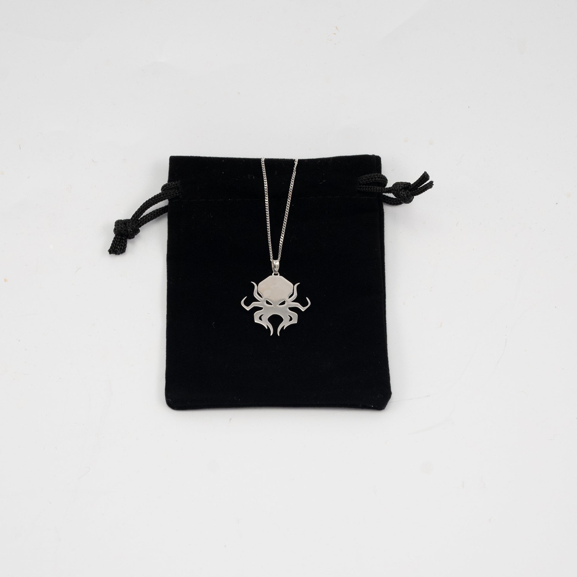 KRAKEN PENDANT- SILVER - CHAIN - Kraken 